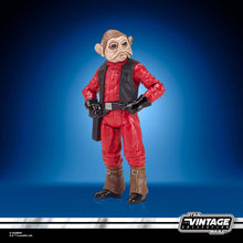 Load image into Gallery viewer, Hasbro STAR WARS - The Vintage Collection - 2023 Wave 17 - 40th ANNIVERARY ROTJ - Nien Nunb (ROTJ) figure - VC 106 - STANDARD GRADE