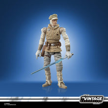 Load image into Gallery viewer, DAMAGED PACKAGING - Hasbro STAR WARS - The Vintage Collection - 2021 REPACK Wave 8 - Luke Skywalker (Hoth) (Empire Strikes Back) Figure VC 95 - SUB-STANDARD GRADE