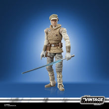 Load image into Gallery viewer, DAMAGED PACKAGING - Hasbro STAR WARS - The Vintage Collection - 2021 REPACK Wave 8 - Luke Skywalker (Hoth) (Empire Strikes Back) Figure VC 95 - SUB-STANDARD GRADE
