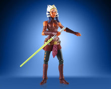 Load image into Gallery viewer, Hasbro STAR WARS - The Vintage Collection Specialty Figures - Ahsoka Tano (The Clone Wars) figure - VC 102 - STANDARD GRADE