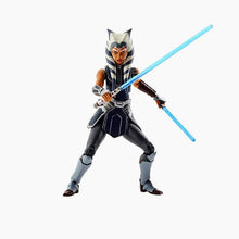 Load image into Gallery viewer, DAMAGED PACKAGING - Hasbro STAR WARS - The Vintage Collection - 2021 Wave 7 - Ahsoka Tano (Mandalore)(The Clone Wars) figure - VC 202 - SUB-STANDARD GRADE