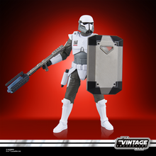 Load image into Gallery viewer, COMING 2025 JULY - PRE-ORDER - Hasbro STAR WARS - The Vintage Collection - Imperial Armored Commando (The Mandalorian) Deluxe 3.75&quot; figure - VC-366 - STANDARD GRADE