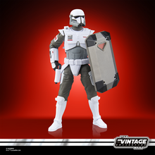 Load image into Gallery viewer, COMING 2025 JULY - PRE-ORDER - Hasbro STAR WARS - The Vintage Collection - Imperial Armored Commando (The Mandalorian) Deluxe 3.75&quot; figure - VC-366 - STANDARD GRADE
