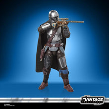 Load image into Gallery viewer, Hasbro STAR WARS - The Vintage Collection - The Mandalorian &amp; Grogu (The Mandalorian &amp; Grogu) Deluxe 3.75" figure - VC-395 - STANDARD GRADE