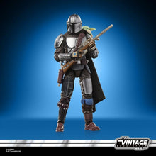 Load image into Gallery viewer, Hasbro STAR WARS - The Vintage Collection - The Mandalorian &amp; Grogu (The Mandalorian &amp; Grogu) Deluxe 3.75" figure - VC-395 - STANDARD GRADE