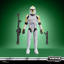 Load image into Gallery viewer, COMING 2026 AUGUST - PRE-ORDER - Hasbro STAR WARS - The Vintage Collection - Wave 09 - Clone Trooper Commander (Attack of the Clones) 3.75" figure - VC-404 - STANDARD GRADE