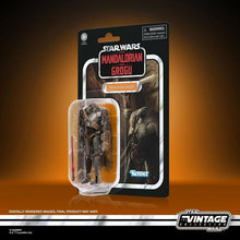 Load image into Gallery viewer, COMING 2026 SEPTEMBER - PRE-ORDER - Hasbro STAR WARS - The Vintage Collection - Mercenary Droid (The Mandalorian and Grogu) 3.75" figure - VC-407 - STANDARD GRADE