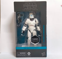 Load image into Gallery viewer, Hasbro STAR WARS - The Black Series 6" GAMING GREATS - WAVE 11 - Clone Commando (Battlefront II) figure - STANDARD GRADE