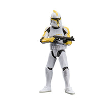 Load image into Gallery viewer, COMING 2026 AUGUST - PRE-ORDER - Hasbro STAR WARS - The Vintage Collection - Wave 09 - Clone Trooper Commander (Attack of the Clones) 3.75" figure - VC-404 - STANDARD GRADE
